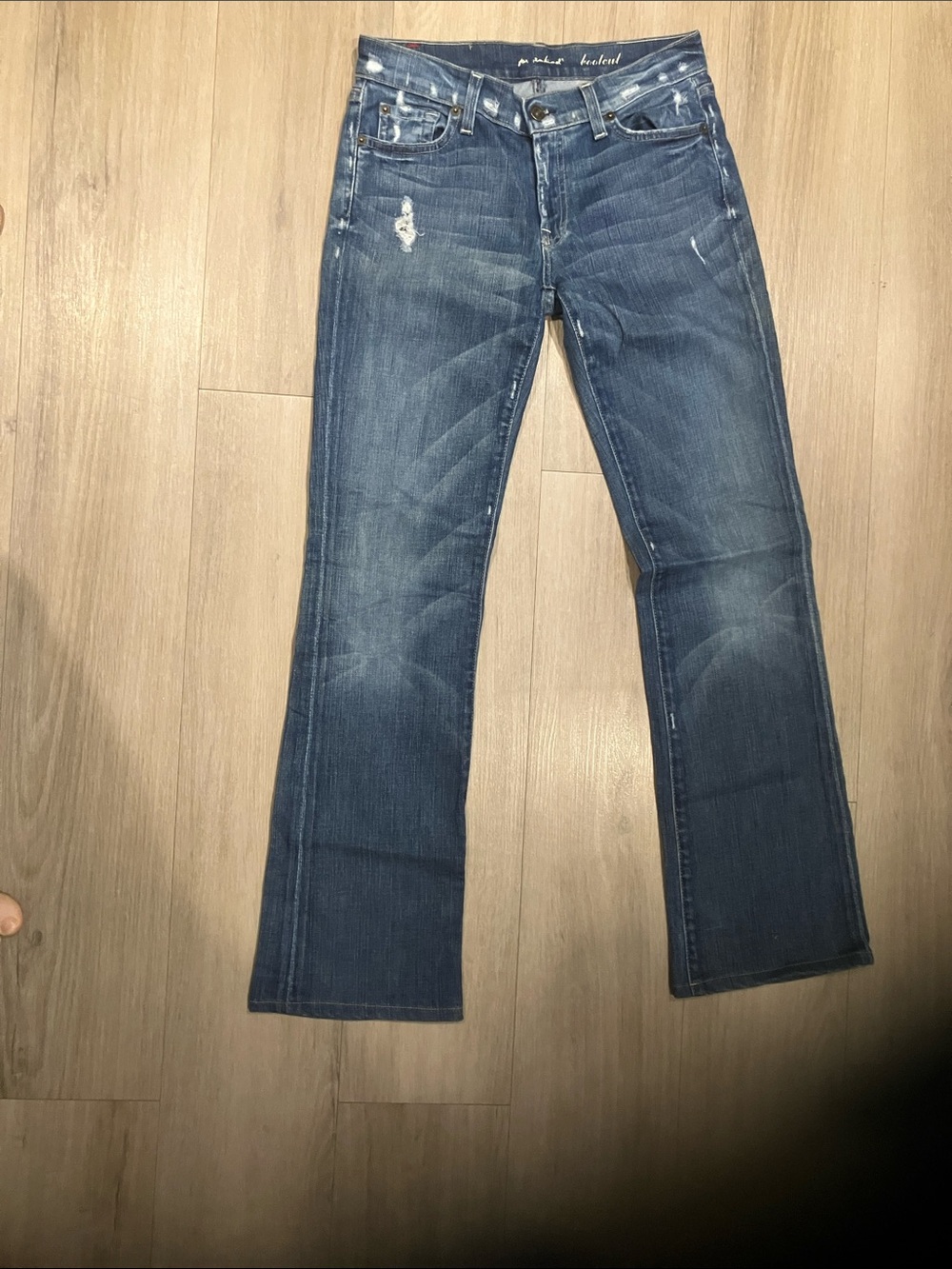 7 For All Mankind low rise bootcut jeans size 28